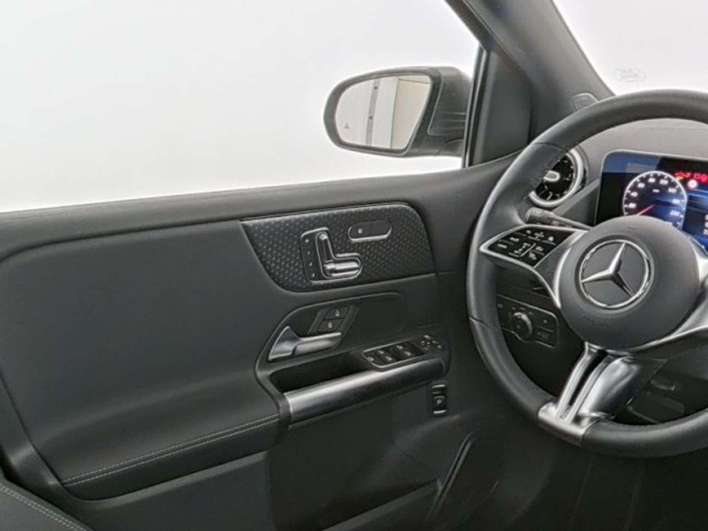 Mercedes Classe B 180 Business - 2024 - Joinsteer - #6