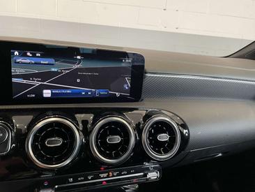 Mercedes CLA 200 Progressive Advanced — photo 14