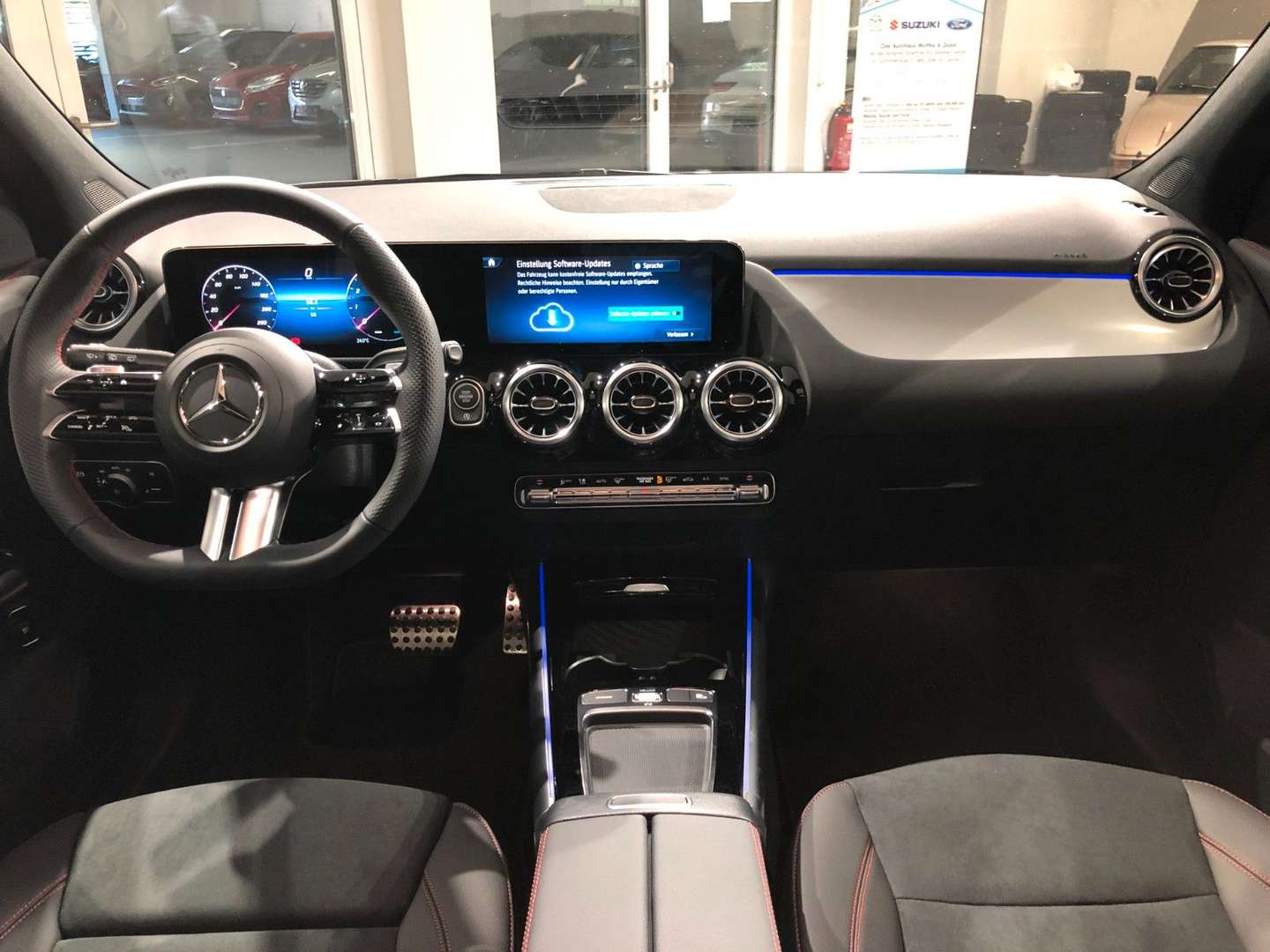 Mercedes GLA 200 AMG Line - 2024 - Joinsteer - #11