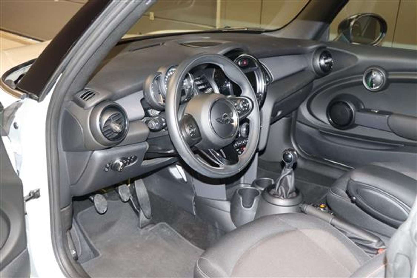 Mini Cabrio Cooper - 2018 - Joinsteer - #7