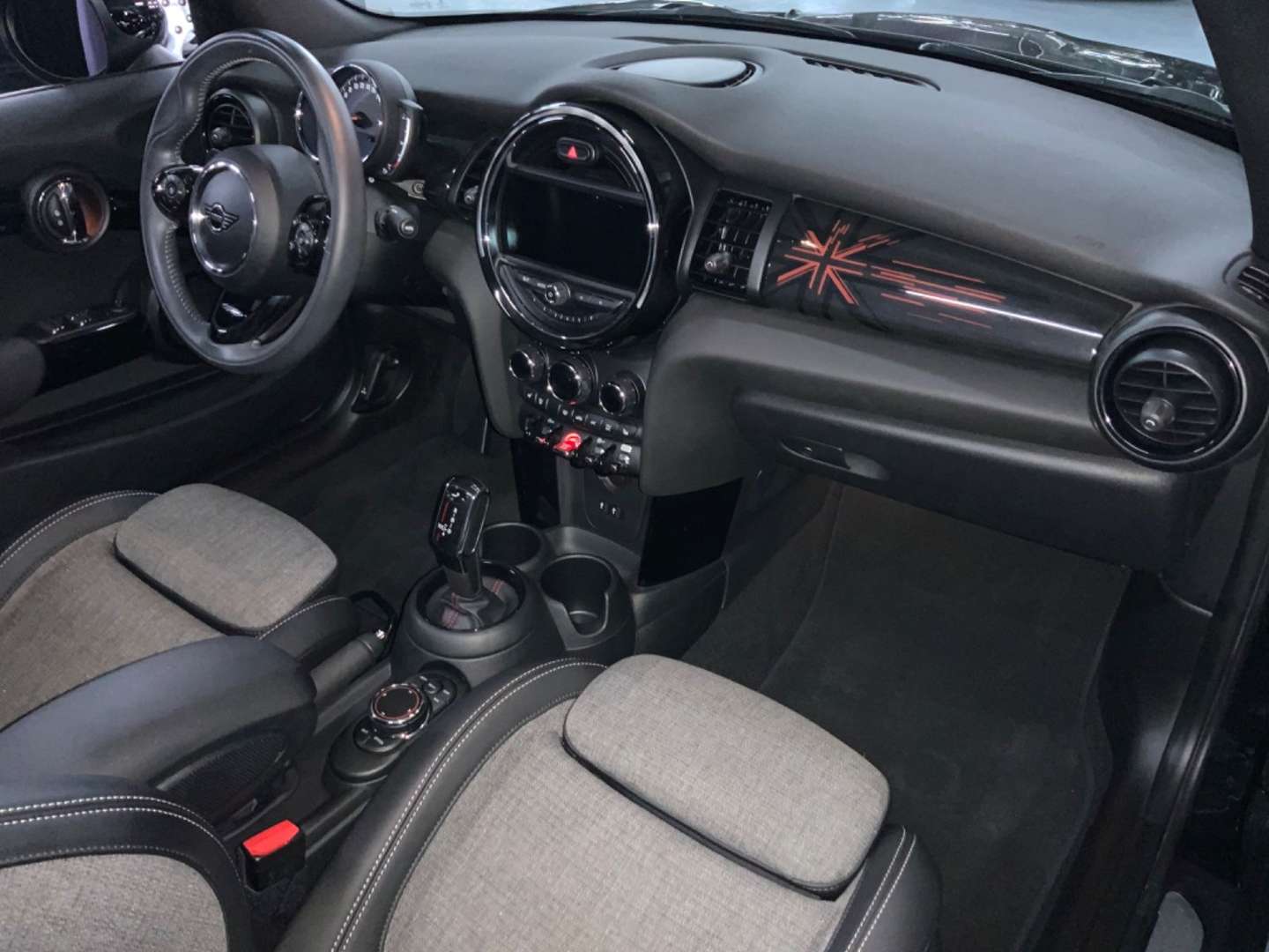 Mini Cabrio Cooper S - 2019 - Joinsteer - #11