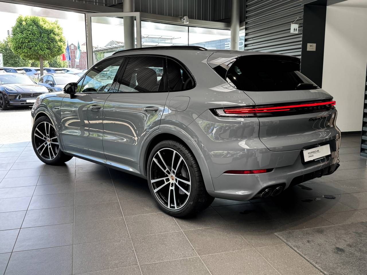 Porsche Cayenne III ph2 Turbo E-Hybrid - 2024 - Joinsteer - #3