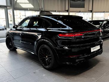 Porsche Cayenne III GTS Coupé — photo 3