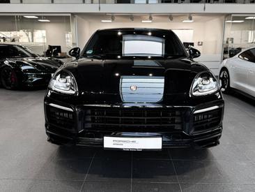 Porsche Cayenne III GTS Coupé — photo 4