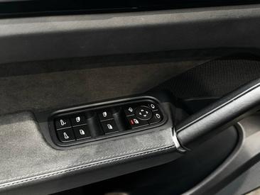Porsche Cayenne III GTS Coupé — photo 26