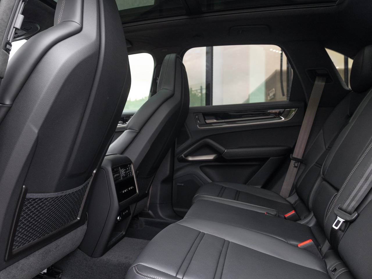 Porsche Cayenne III ph2 Turbo E-Hybrid - 2025 - Joinsteer - #14