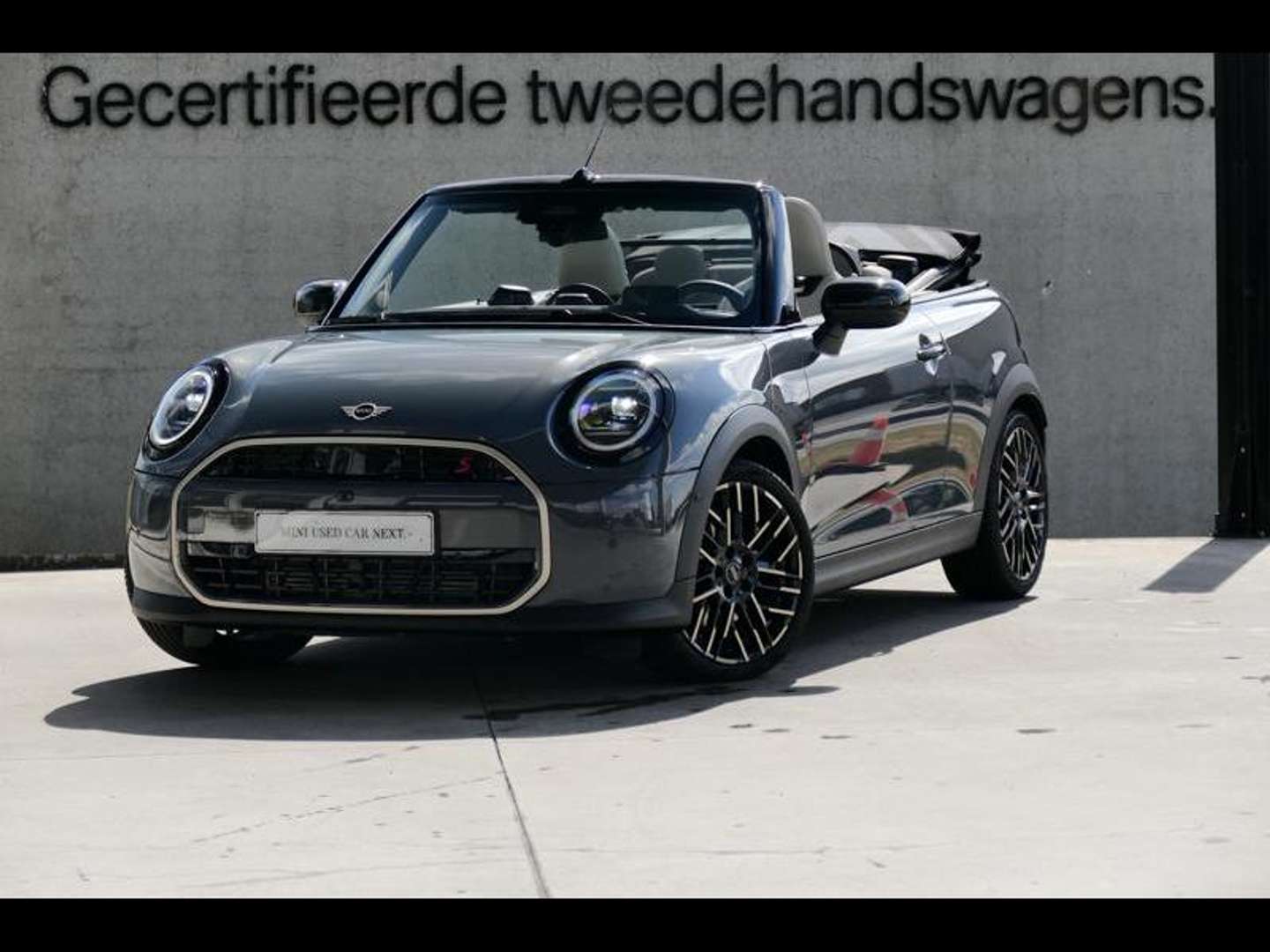 Mini Cabrio Favoured Cooper S - 2025 - Joinsteer