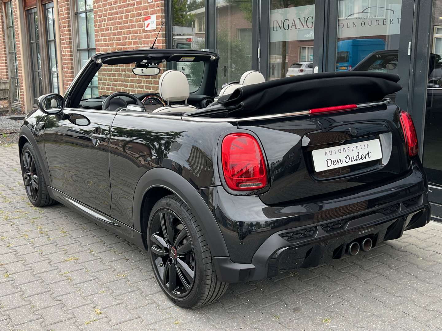Mini Cabrio JCW Trim John Cooper Works - 2024 - Joinsteer - #6