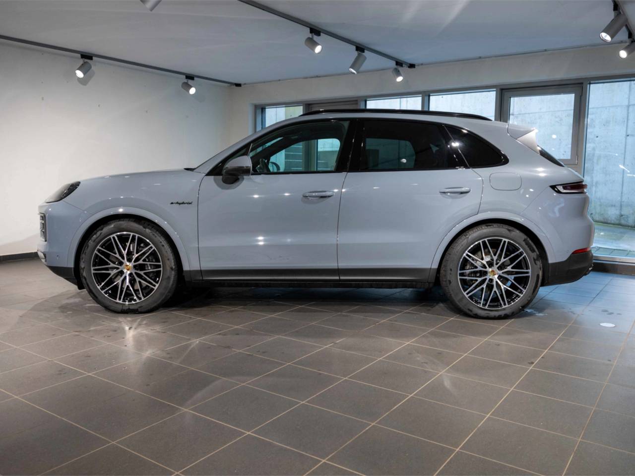 Porsche Cayenne III ph2 E-Hybrid - 2024 - Joinsteer - #2