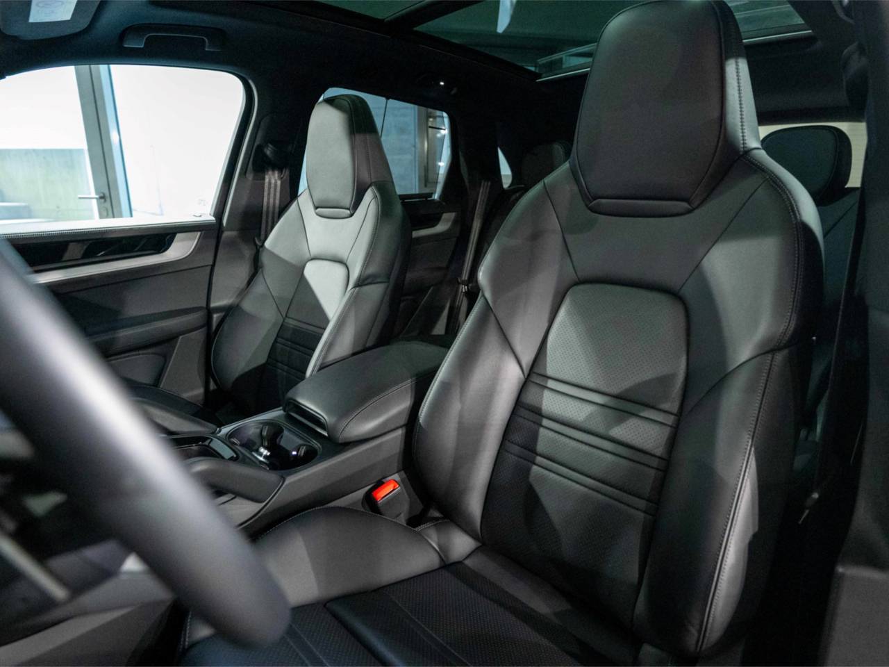 Porsche Cayenne III ph2 E-Hybrid - 2024 - Joinsteer - #12