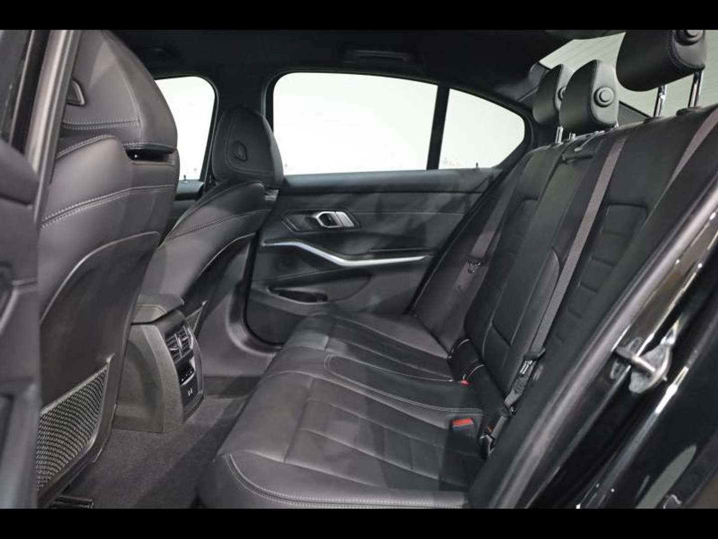 BMW Série 3 Berline M Sport 320e - 2023 - Joinsteer - #8