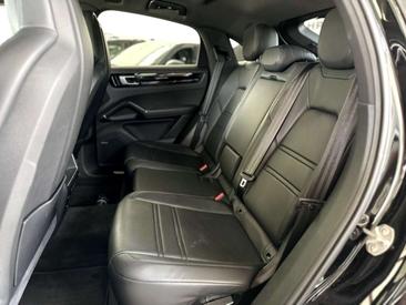 Porsche Cayenne III Coupé E-Hybrid — photo 6