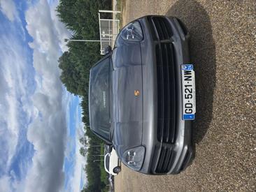Porsche Cayenne III E-Hybrid — photo 3