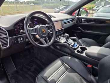 Porsche Cayenne III E-Hybrid — photo 14