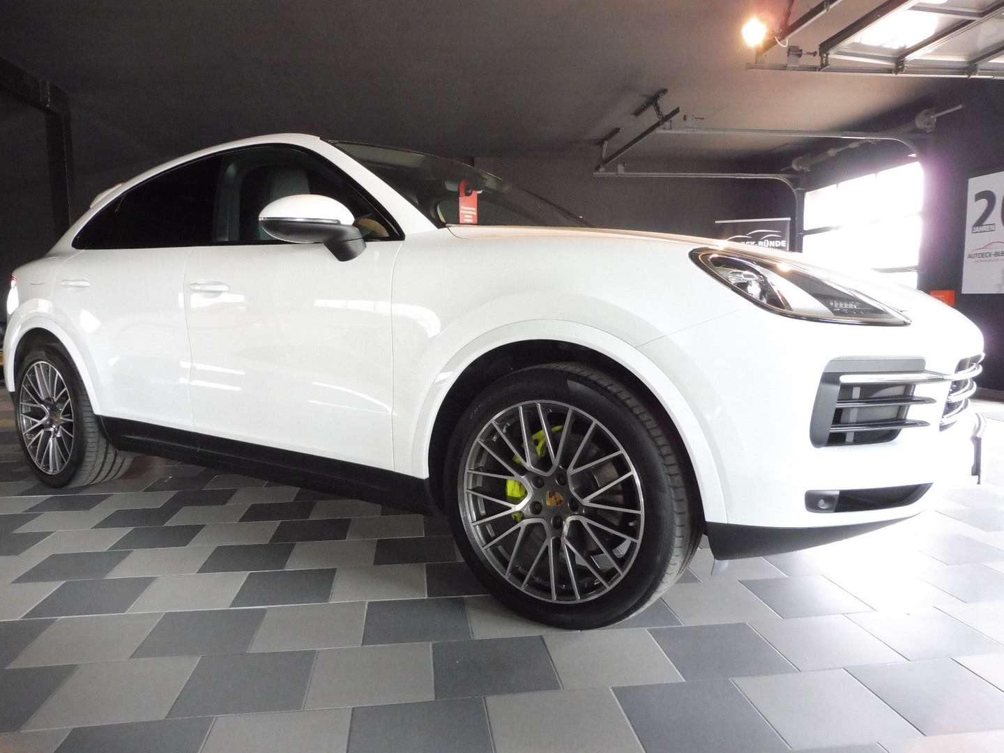 Porsche Cayenne E-Hybrid - 2021 - Joinsteer - #2