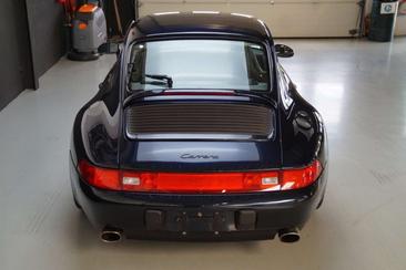 Porsche 993 Carrera 2 — photo 5
