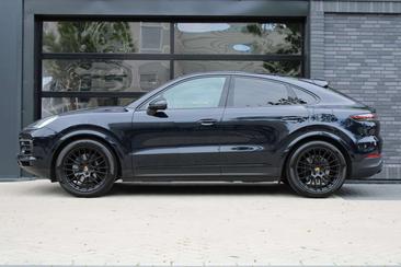 Porsche Cayenne III E-Hybrid Coupé — photo 7