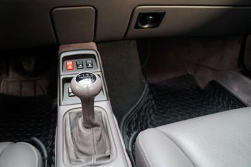 Porsche 993 Carrera 2 — photo 10
