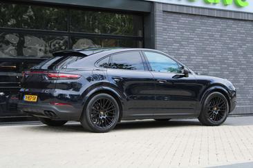 Porsche Cayenne III E-Hybrid Coupé — photo 9