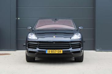 Porsche Cayenne III E-Hybrid Coupé — photo 12