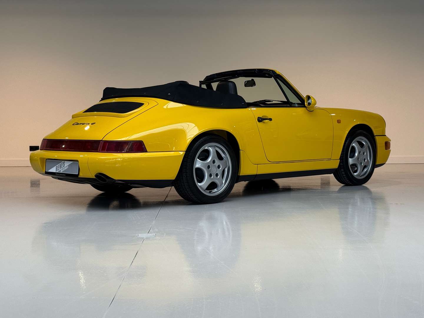 Porsche 964 Carrera 4 Cabriolet - 1992 - Joinsteer - #1