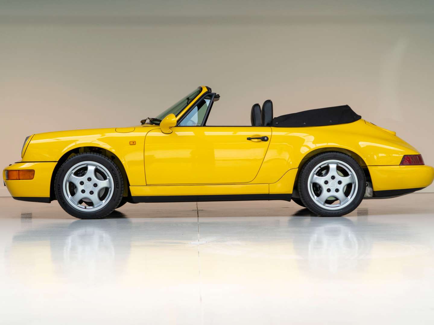 Porsche 964 Carrera 4 Cabriolet - 1992 - Joinsteer - #2
