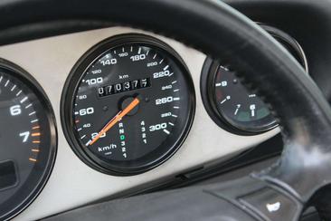 Porsche 964 Speedster — photo 9