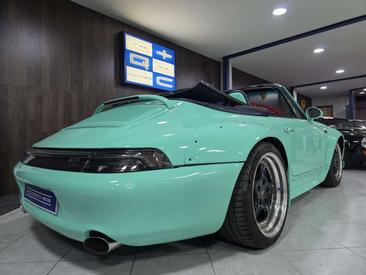 Porsche 993 Carrera Cabriolet — photo 7