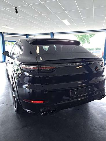 Porsche Cayenne III E-Hybrid Coupé — photo 4
