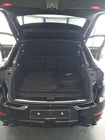 Porsche Cayenne III E-Hybrid Coupé — photo 10