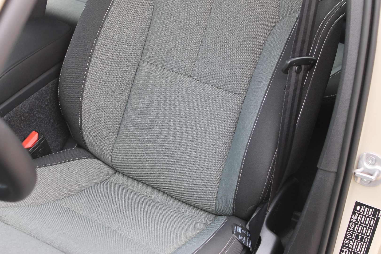 Volvo XC40 B4 Plus - 2025 - Joinsteer - #9