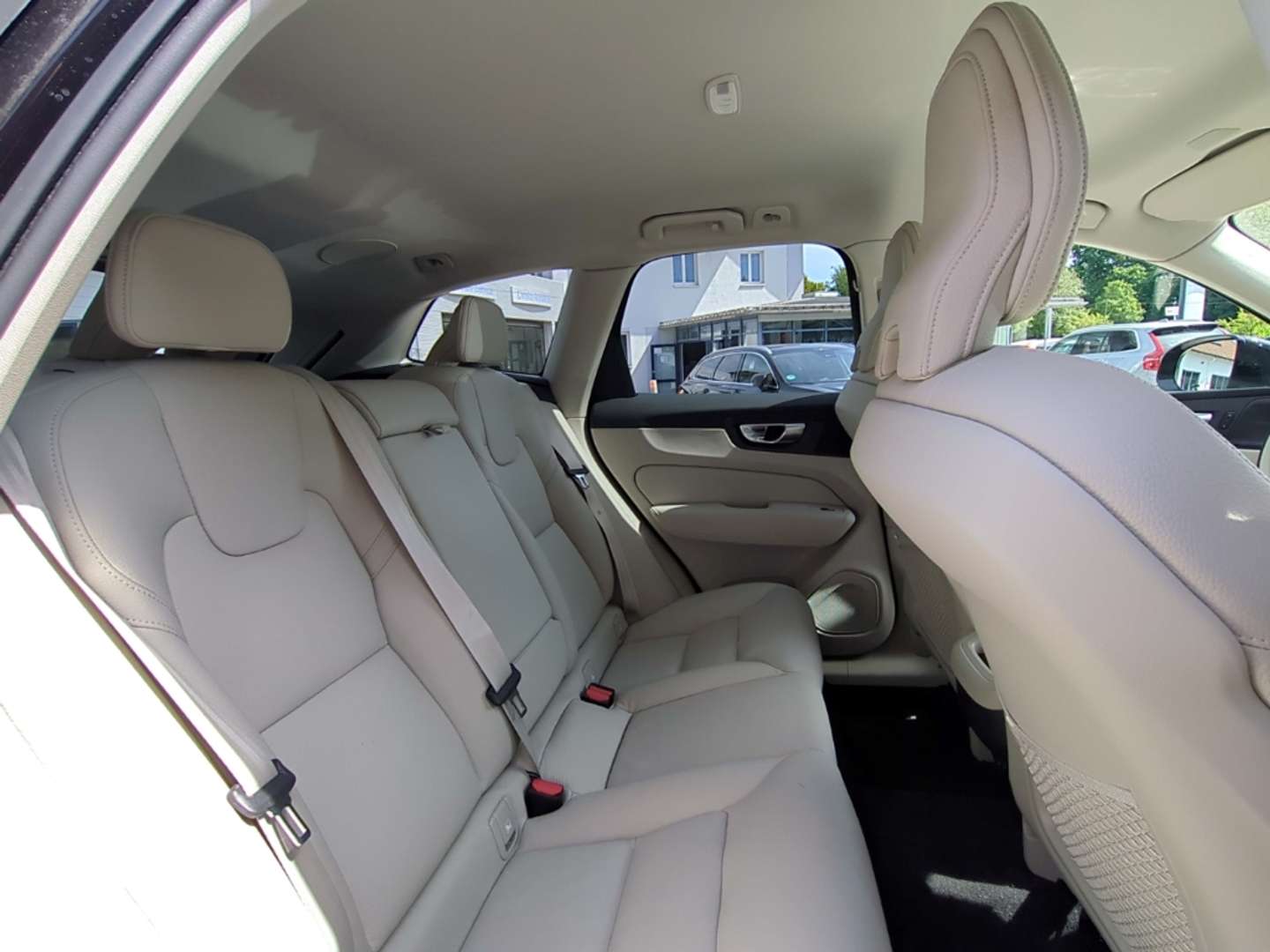Volvo XC60 B4 Plus - 2023 - Joinsteer - #9