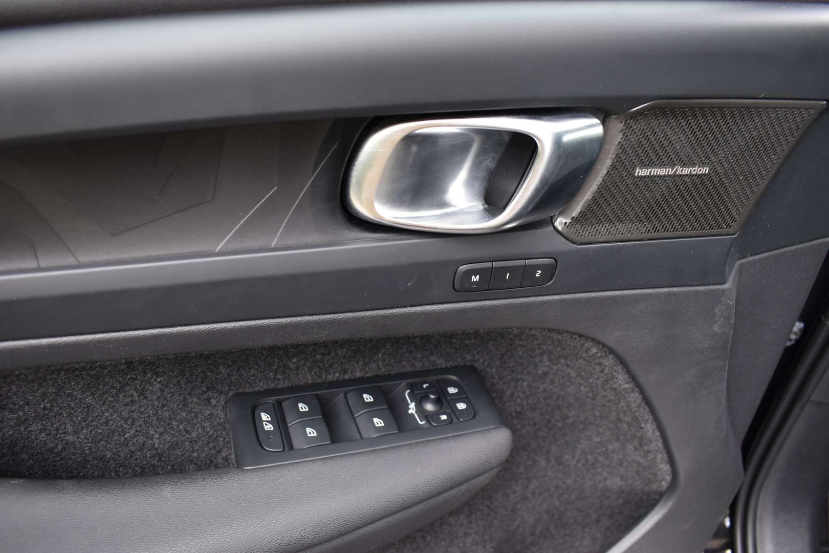 Volvo XC40 T5 Momentum - 2023 - Joinsteer - #10