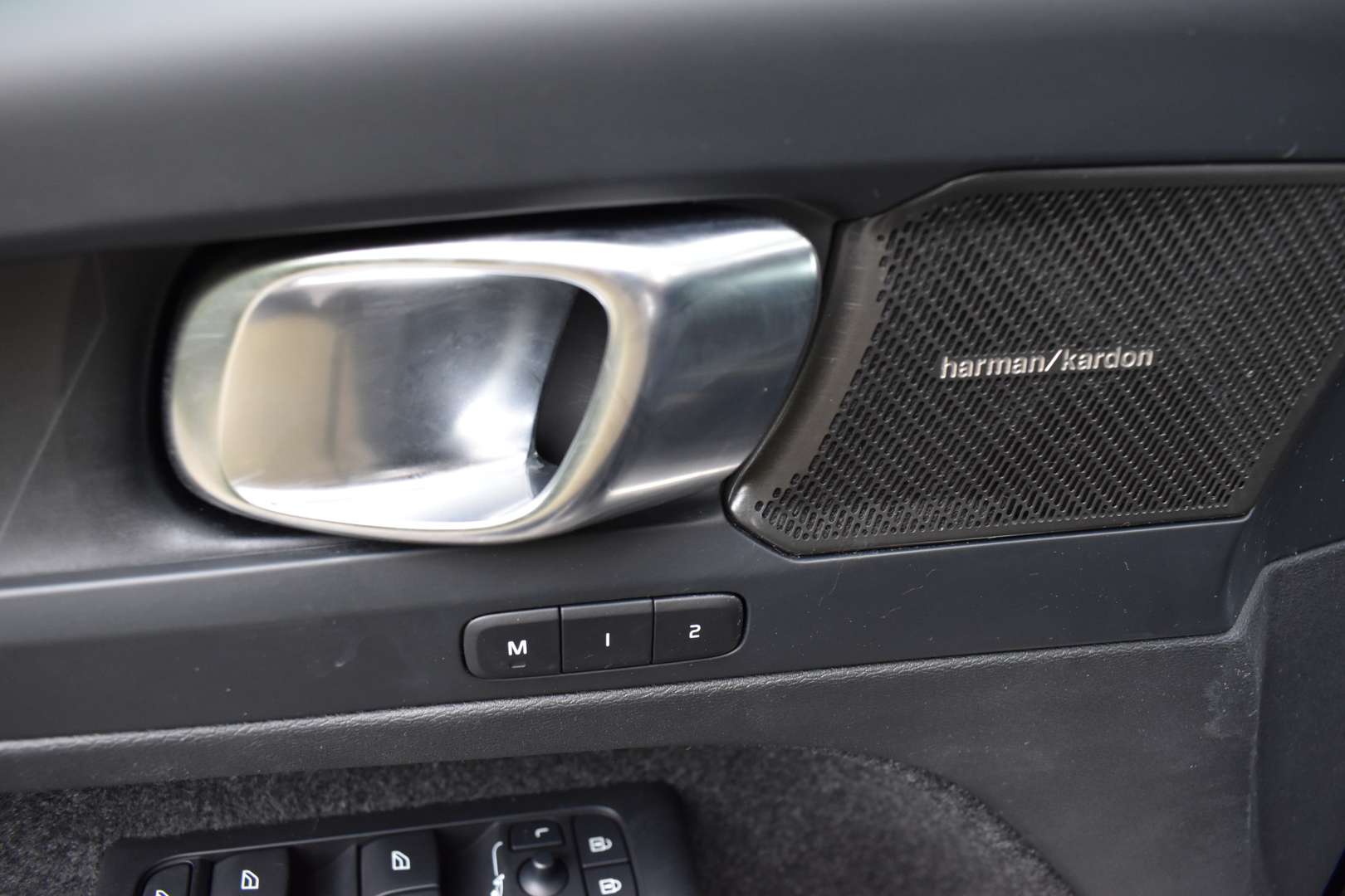 Volvo XC40 T5 Momentum - 2023 - Joinsteer - #12