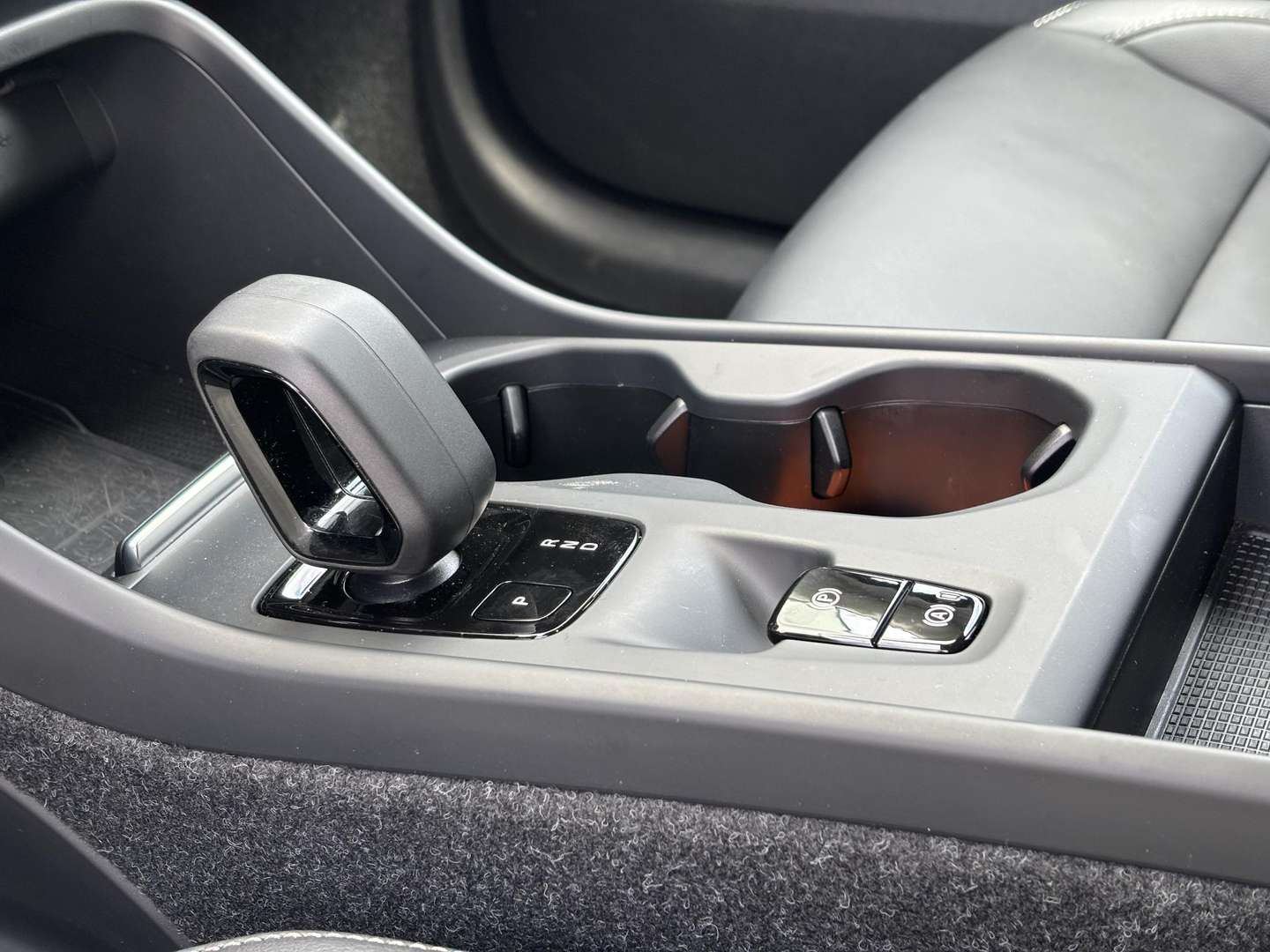 Volvo XC40 T6 Recharge Core - 2023 - Joinsteer - #10
