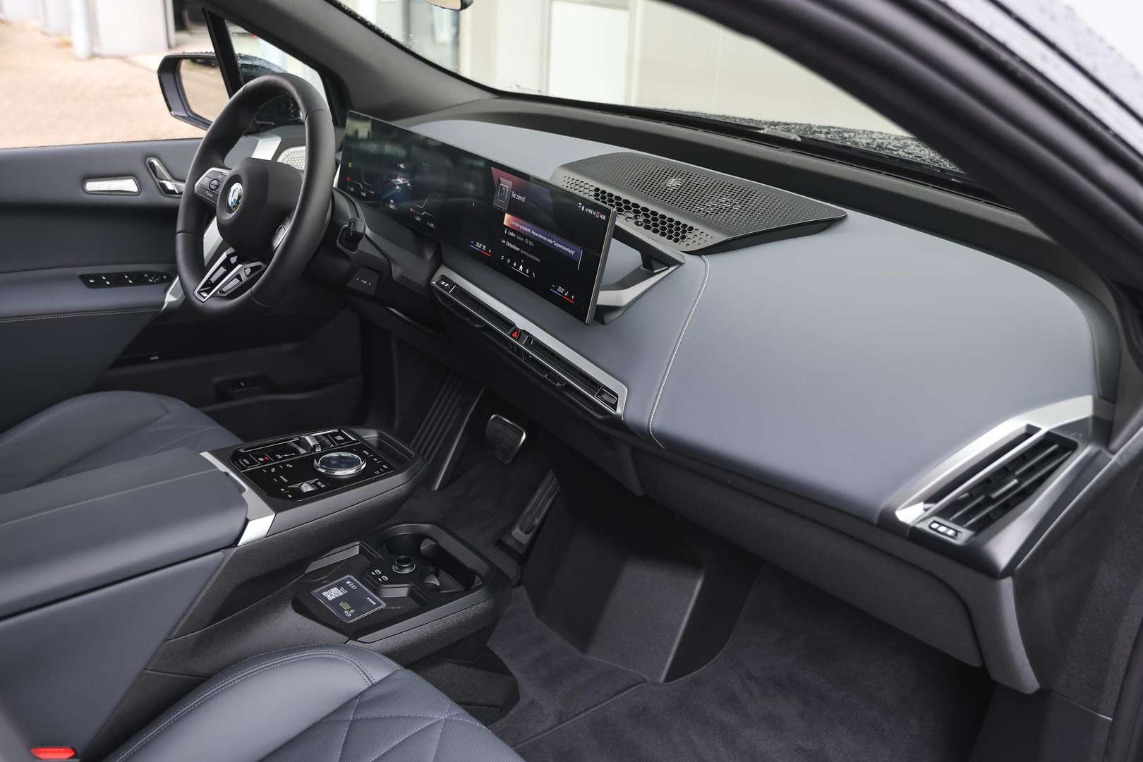 BMW IX M Sport XDrive45 - 2025 - Joinsteer - #8