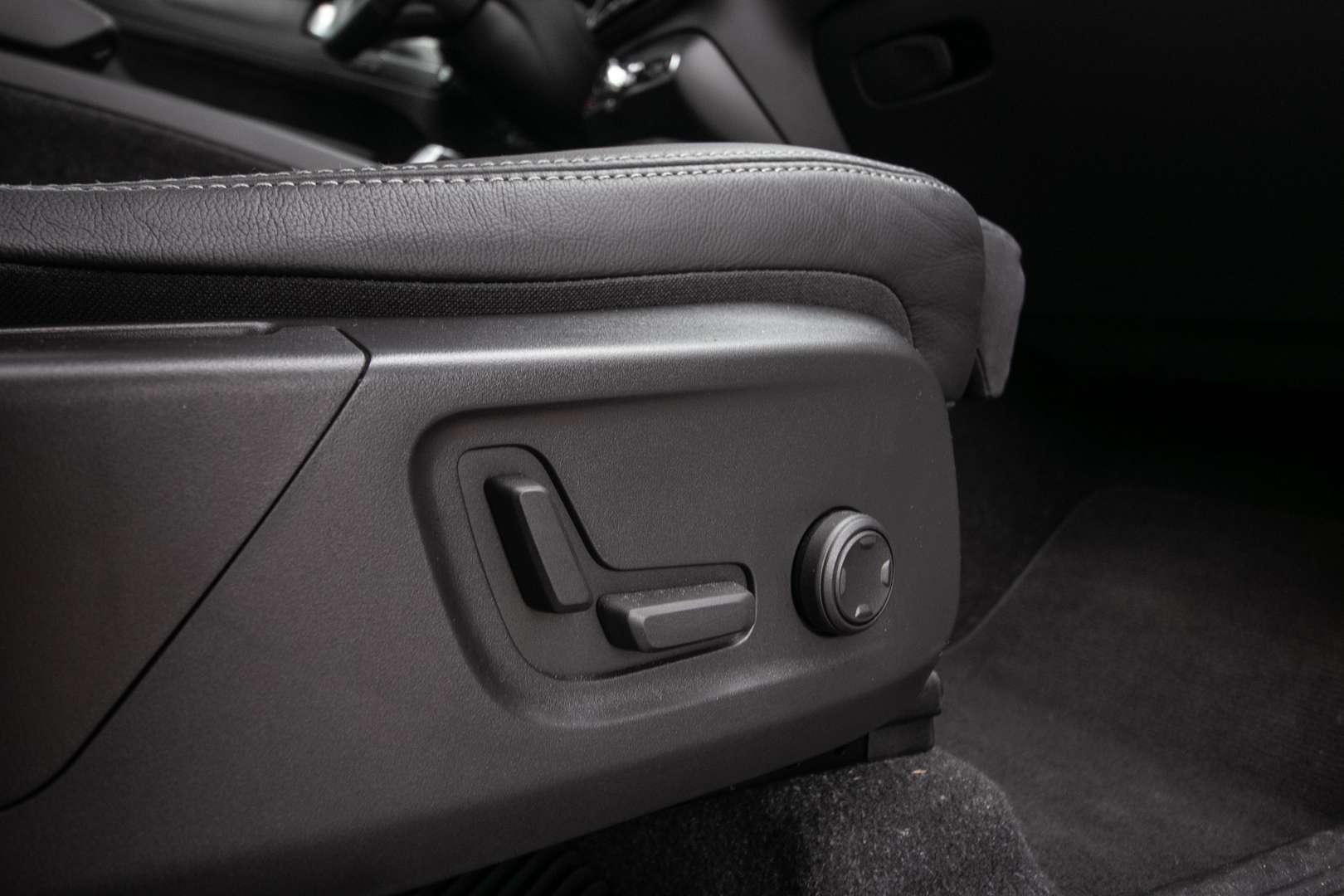 Volvo XC40 T5 Recharge Ultimate - 2023 - Joinsteer - #5