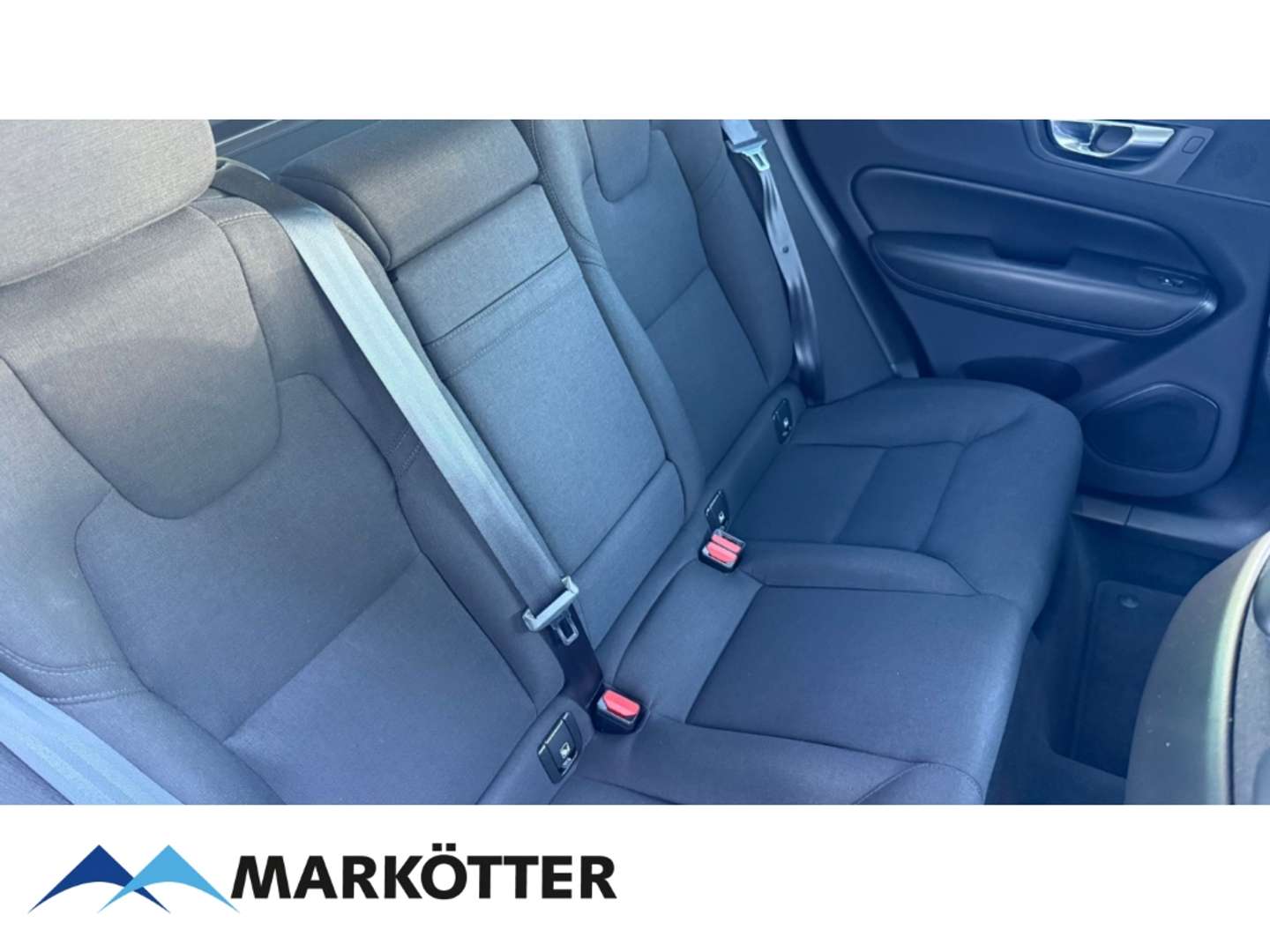 Volvo XC60 B4 Momentum - 2022 - Joinsteer - #10