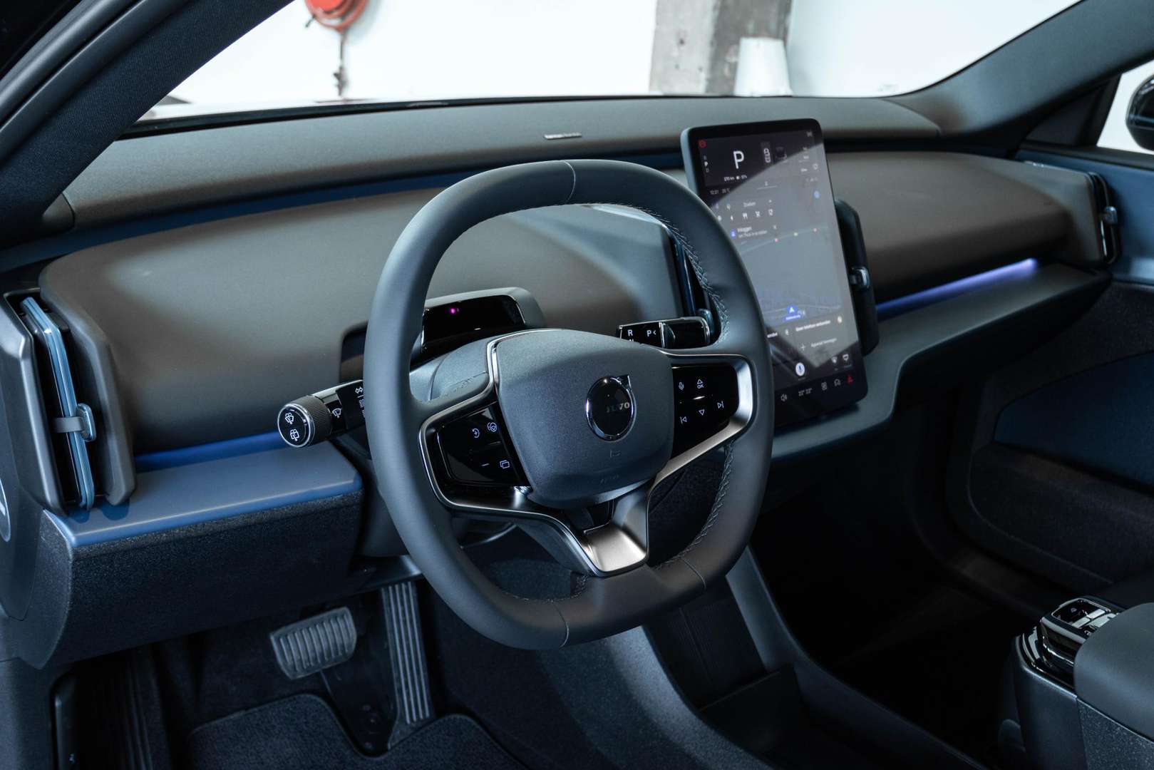 Volvo EX30 Single Motor Plus - 2025 - Joinsteer - #1