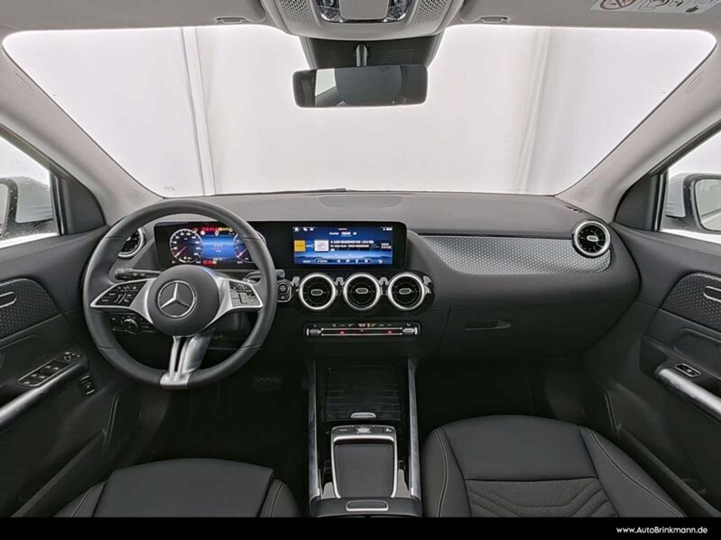 Mercedes GLA 180 Advanced - 2024 - Joinsteer - #5