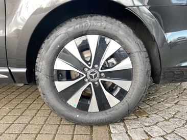 Mercedes EQV AVANTGARDE — photo 6