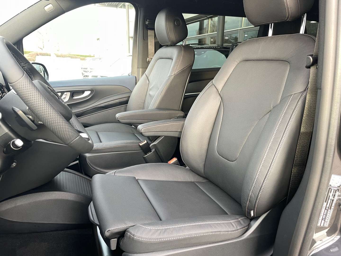 Mercedes EQV AVANTGARDE - 2022 - Joinsteer - #8