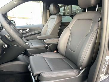 Mercedes EQV AVANTGARDE — photo 8