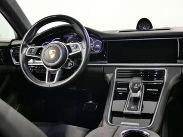 Porsche Panamera GTS — photo 14
