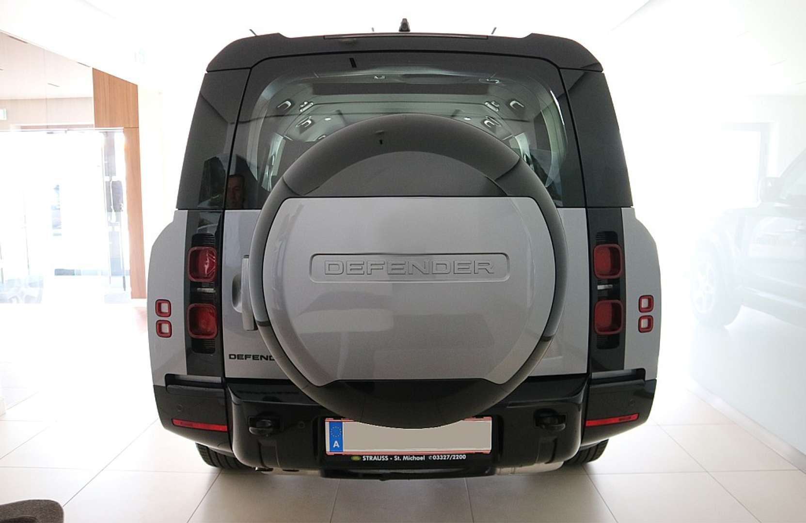 Land Rover Defender 130 X-Dynamic SE D300 - 2023 - Joinsteer - #5