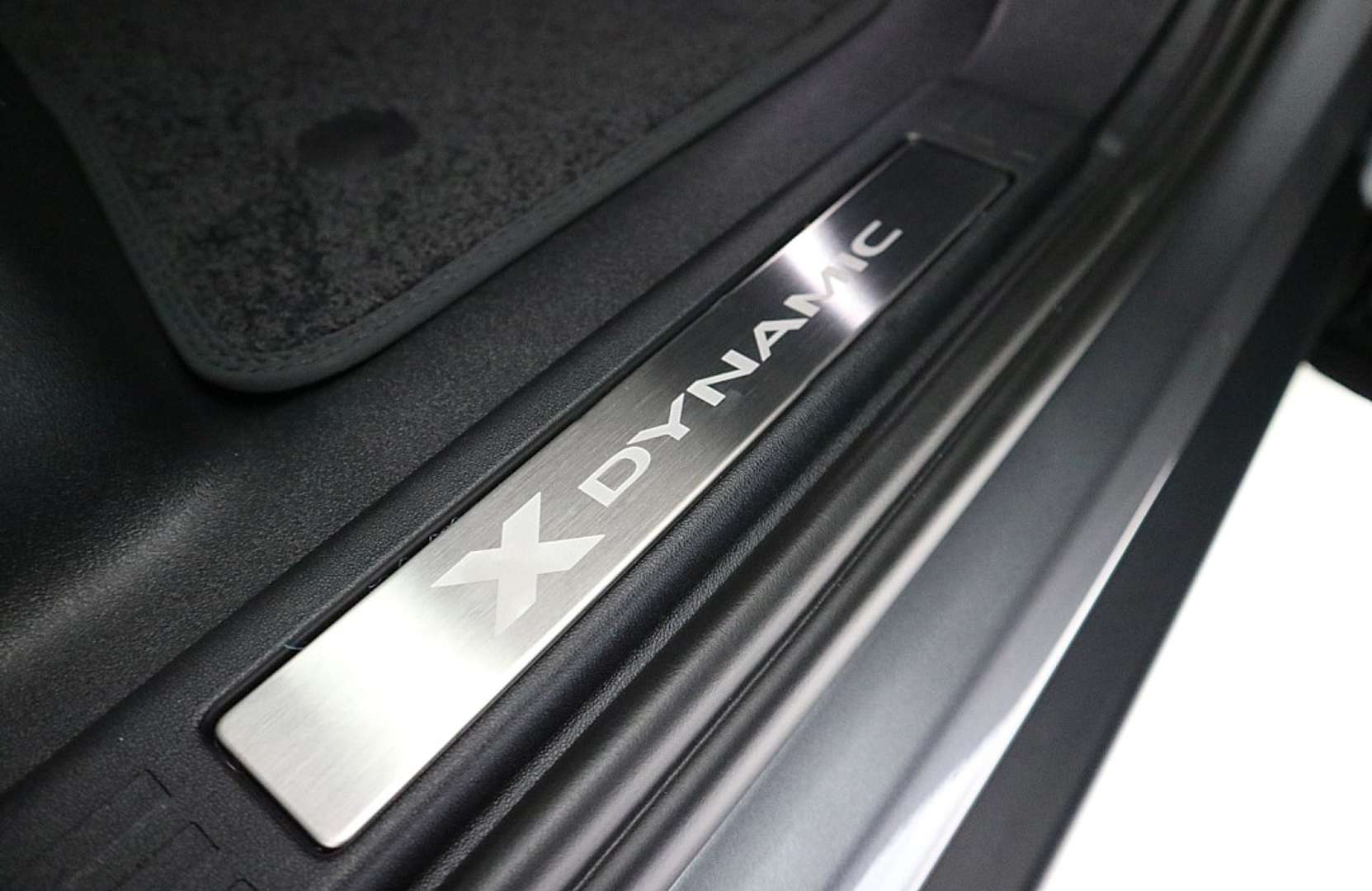 Land Rover Defender 130 X-Dynamic SE D300 - 2023 - Joinsteer - #8