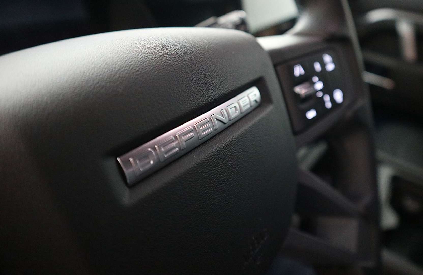 Land Rover Defender 130 X-Dynamic SE D300 - 2023 - Joinsteer - #13