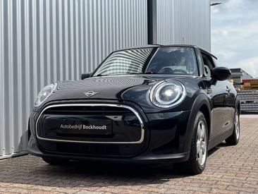 Mini Cooper Essential One — photo 2