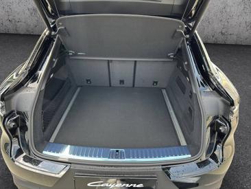 Porsche Cayenne III S Coupé — photo 11