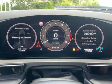 Porsche Cayenne III Turbo E-Hybrid Coupé — photo 24